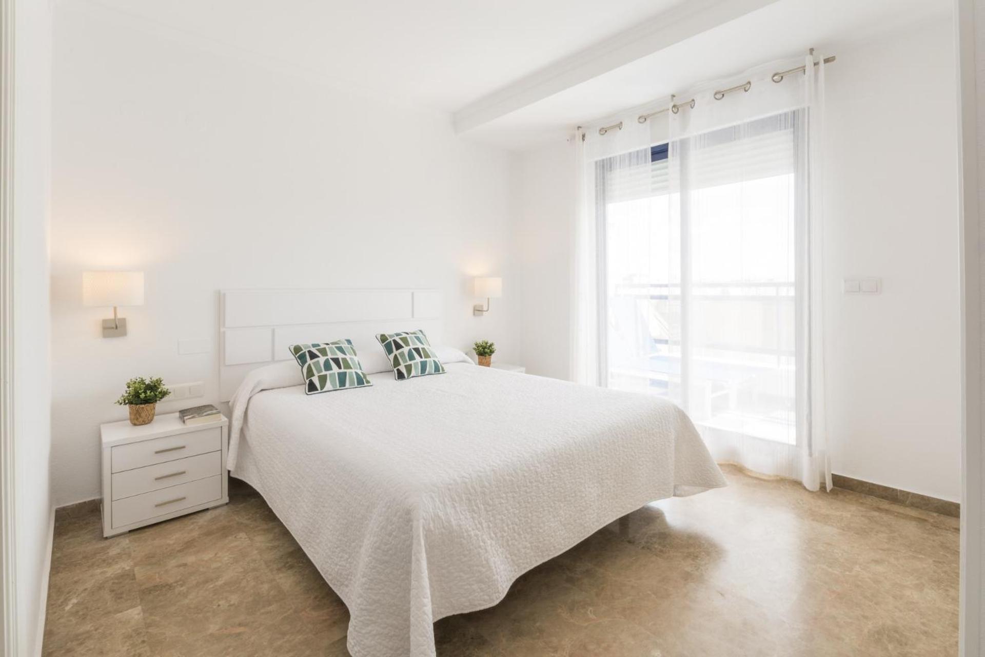 Ag Residencial El Eden * Playa de Gandia